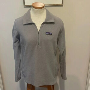 Patagonia - Women’s Quarter Zip Fleece Pullover - Size S - Gently Used!!